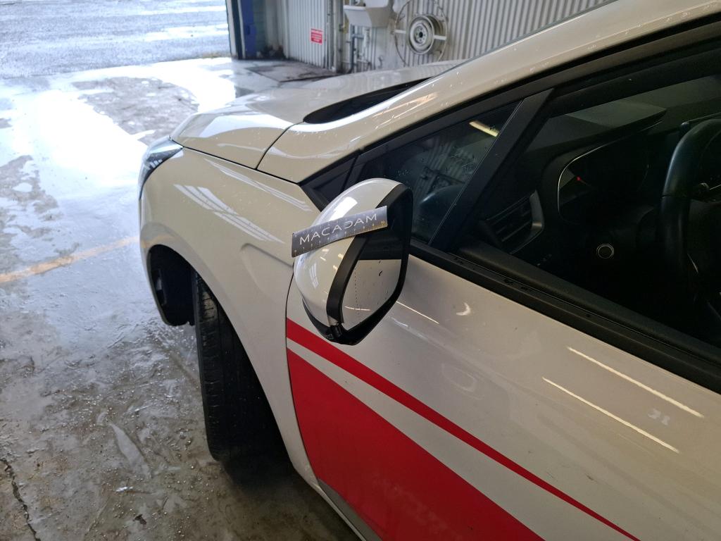 Renault Clio HYBRID Business