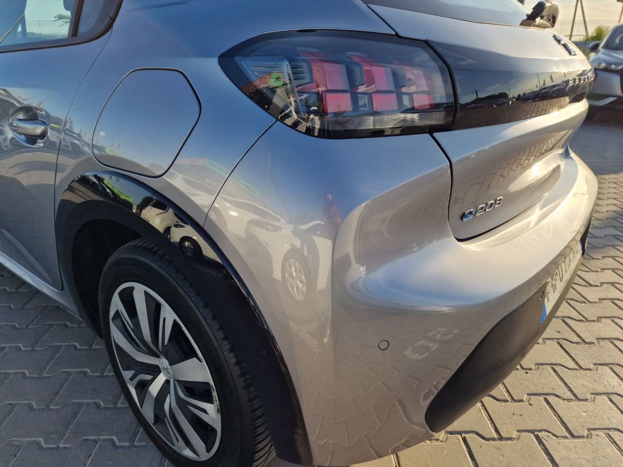 Peugeot 208 ELECTRIQUE