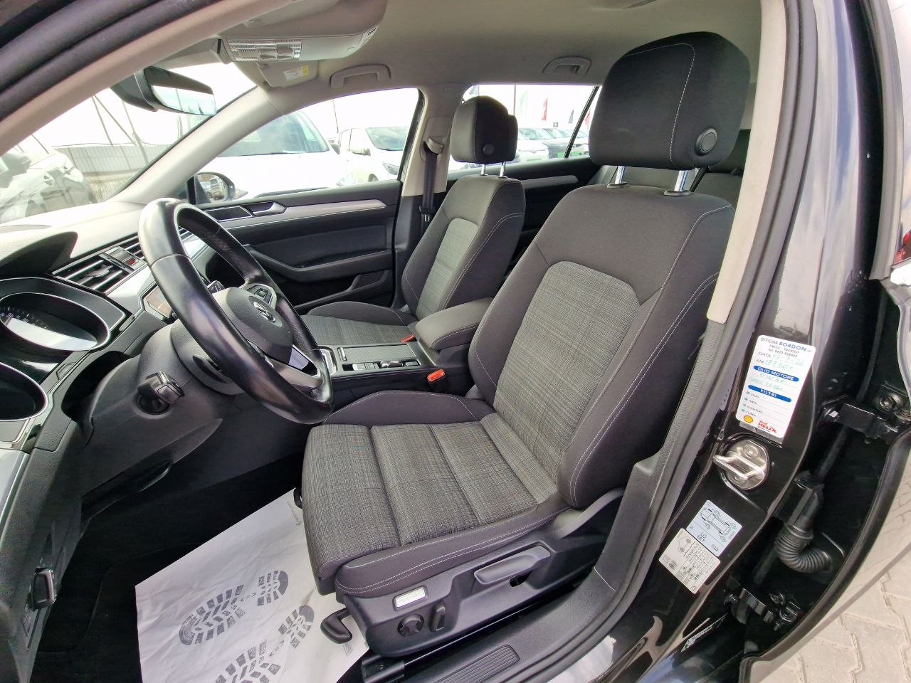 Volkswagen Passat Business