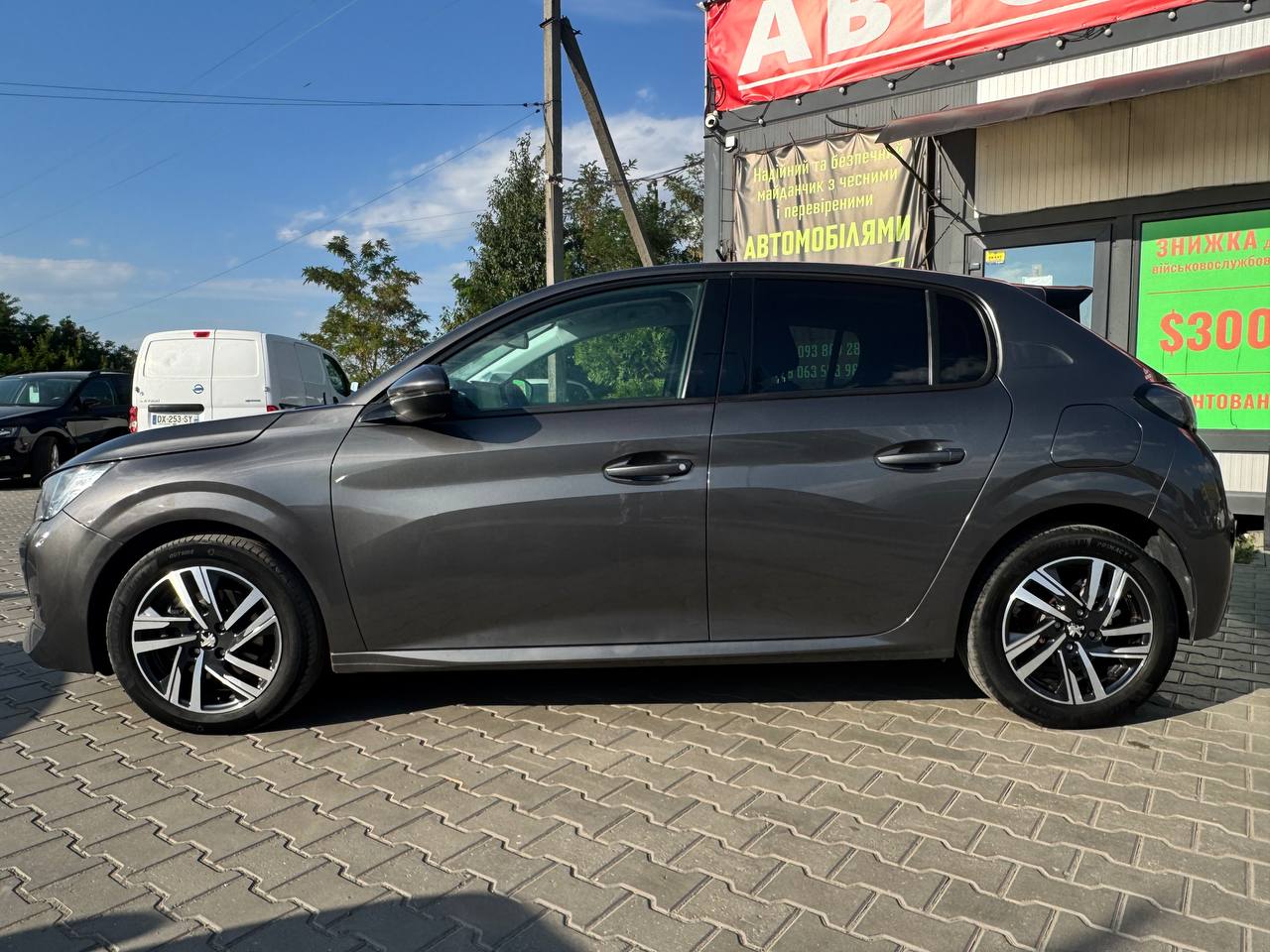 Peugeot 208 ALLURE