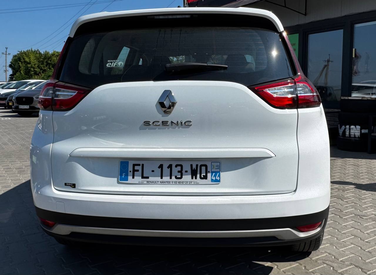 Renault GRAND Scenic Life