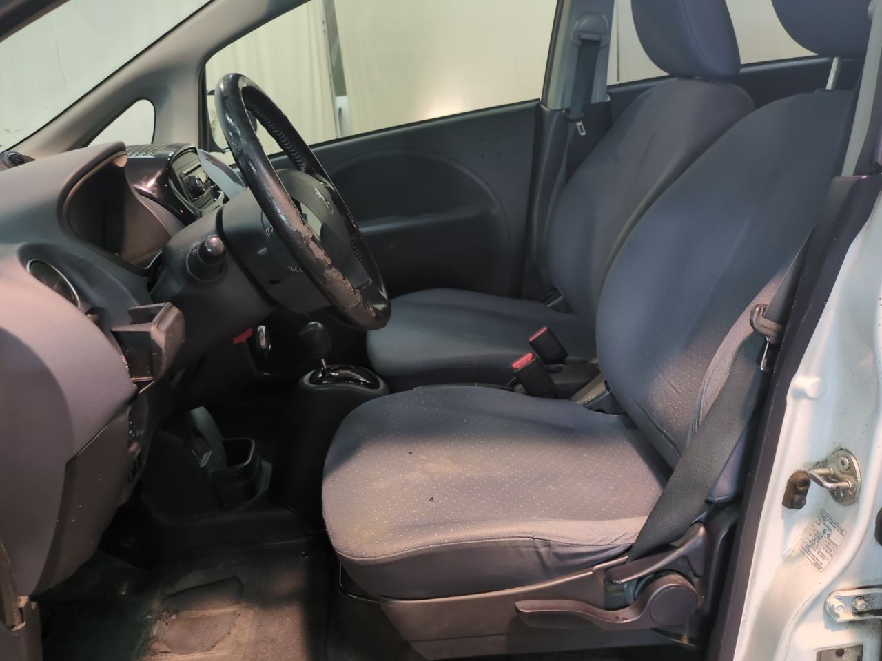 Peugeot iOn Electrique Active