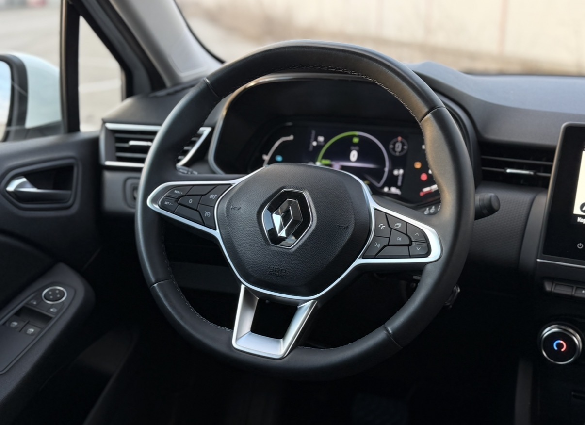 Renault Clio HYBRID Business