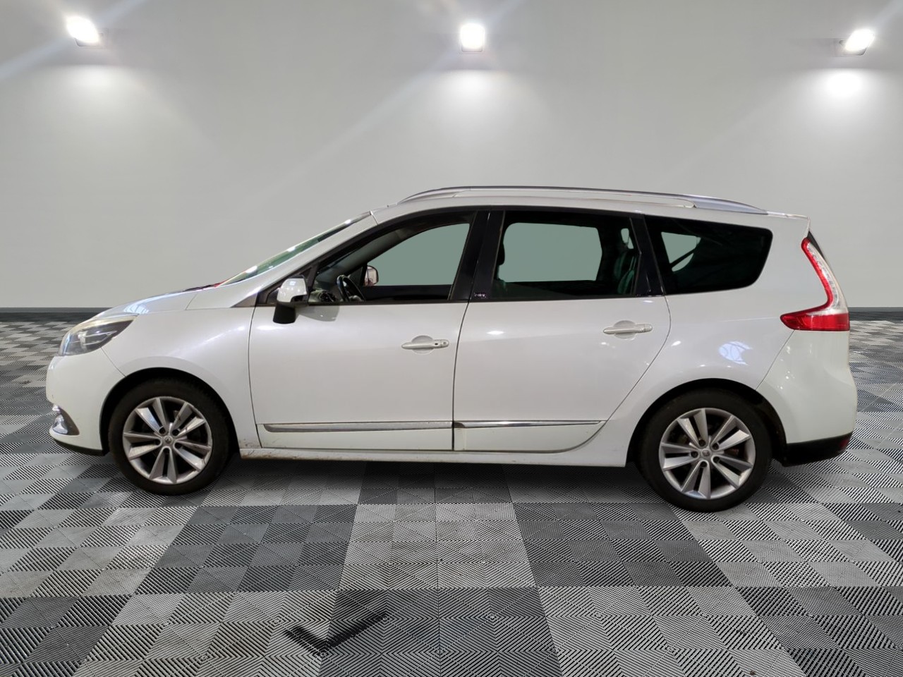 Renault Grand Scenic INITIALE