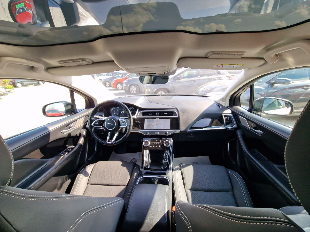 JAGUAR I-PACE