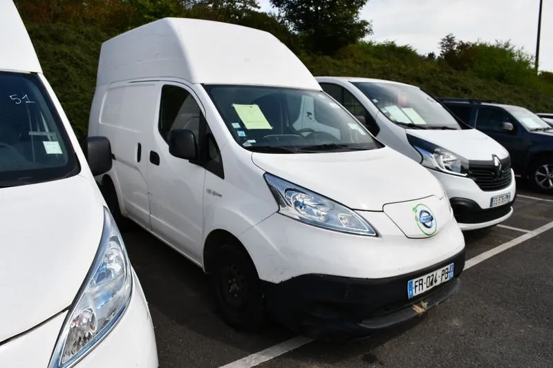 Nissan E-NV200