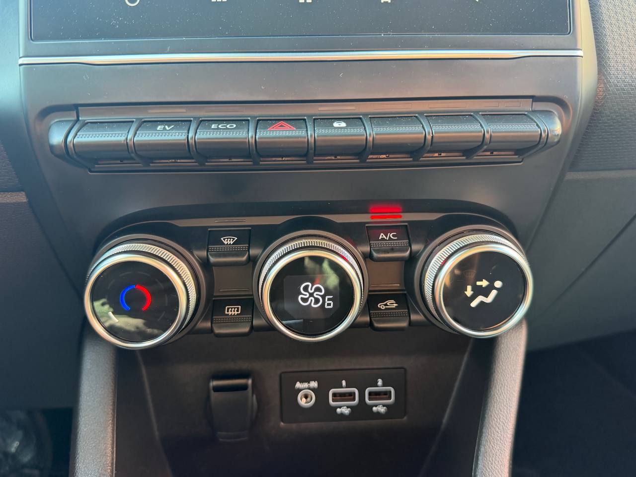 Renault Clio Business Hybrid