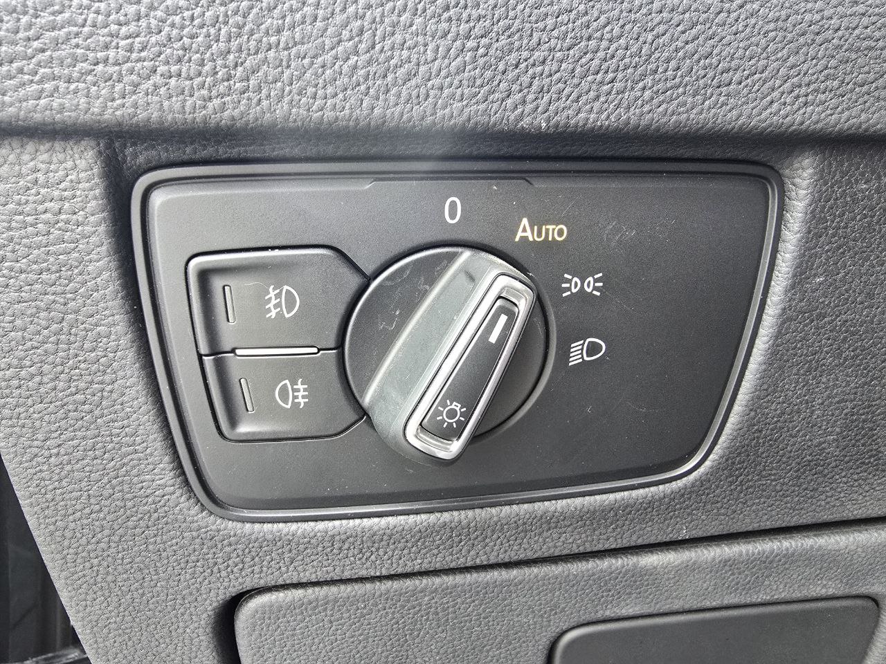 Volkswagen Passat Business+