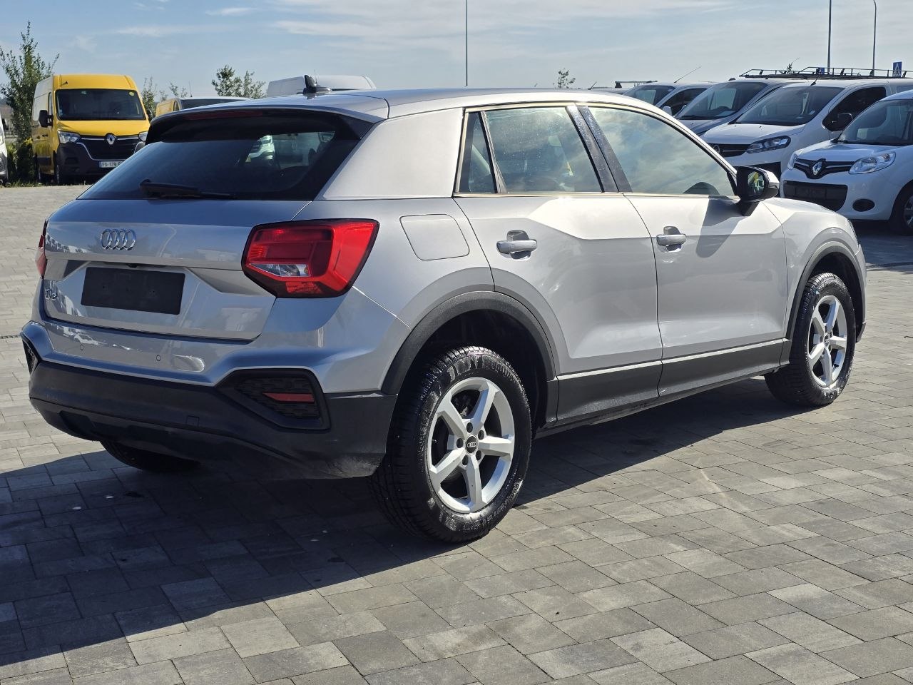 Audi Q2 Business