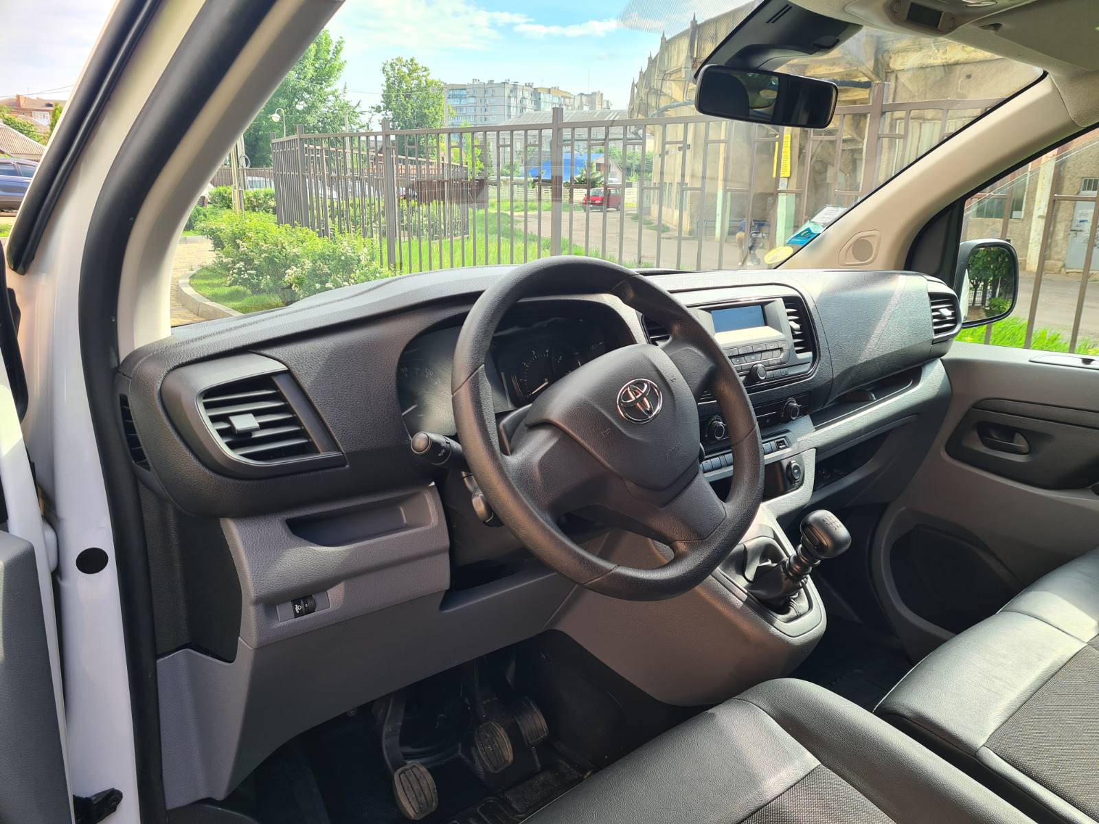 TOYOTA PROACE LONG