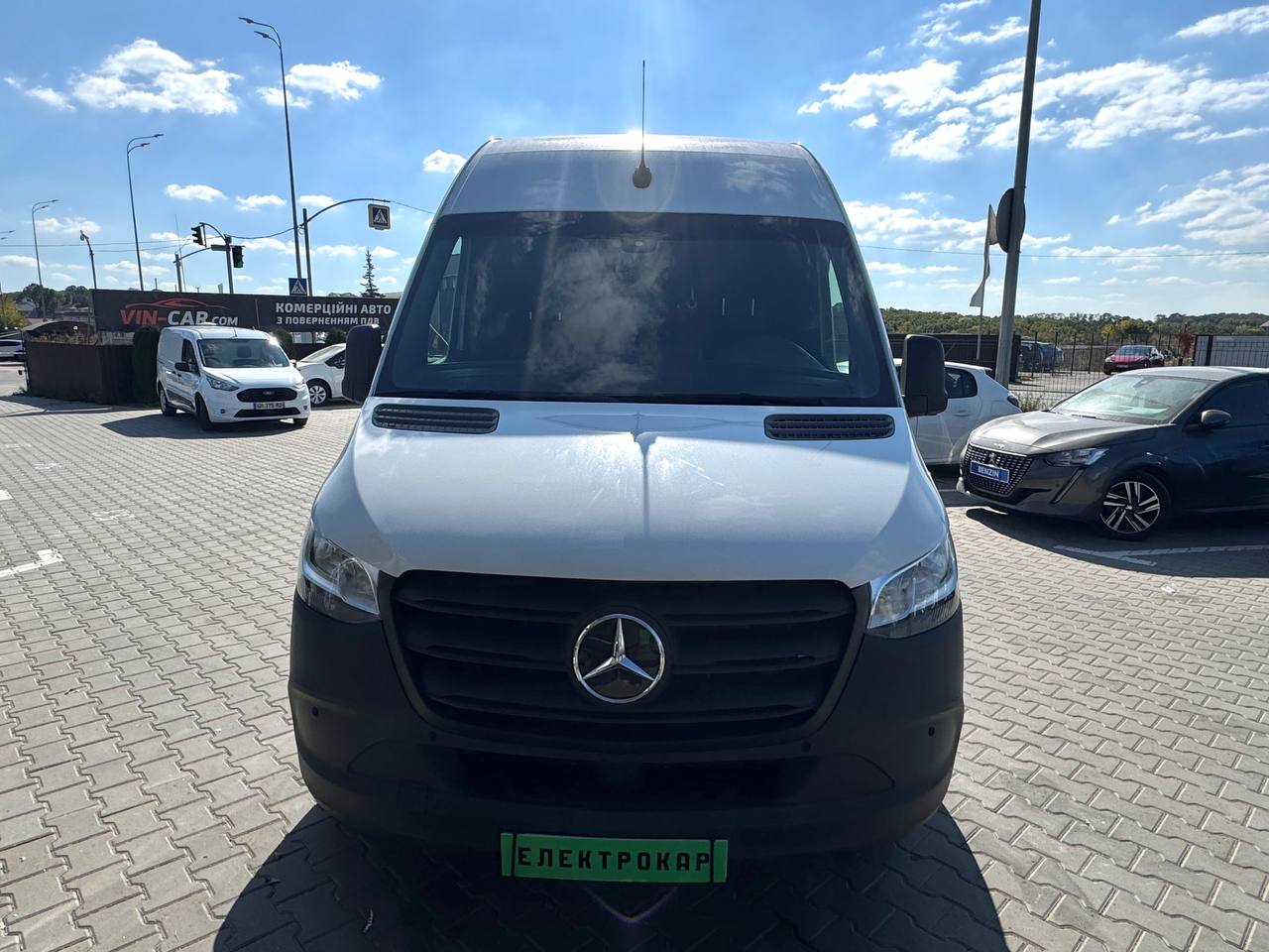 Mercedes-Benz E-Sprinter FWD