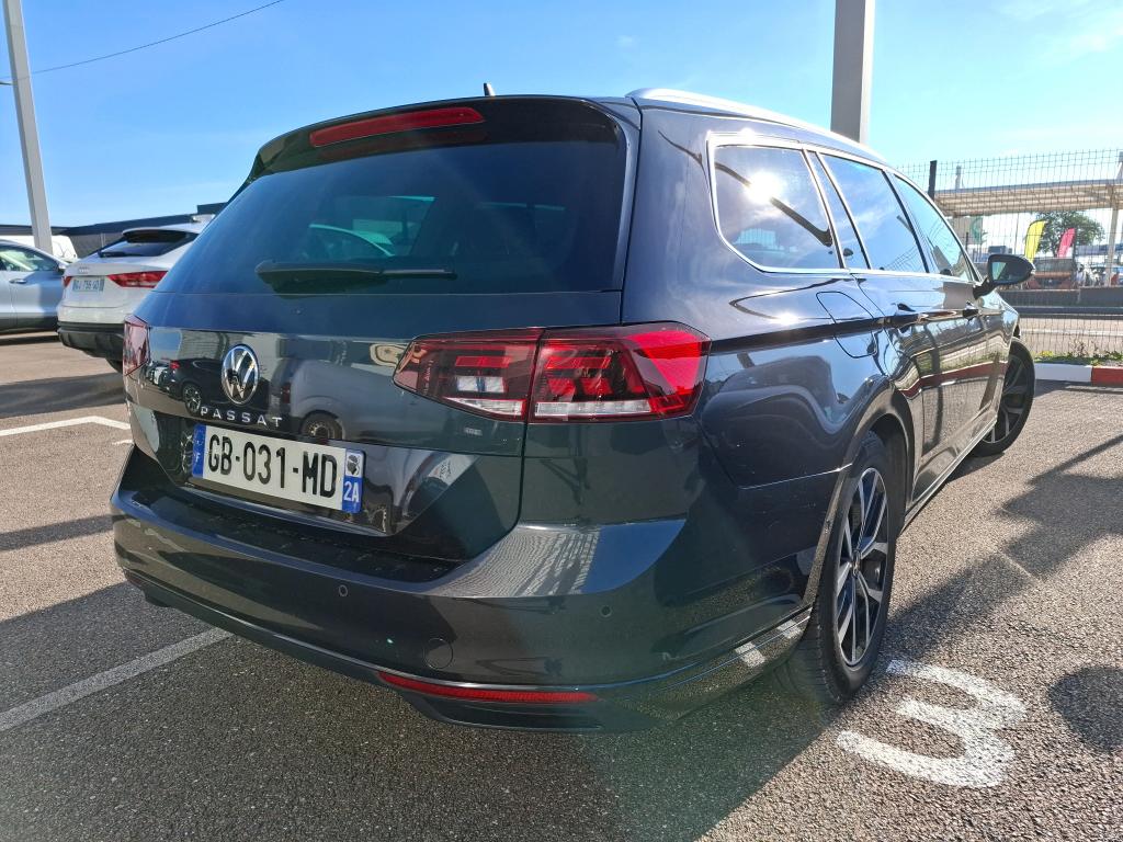 Volkswagen Passat Business+