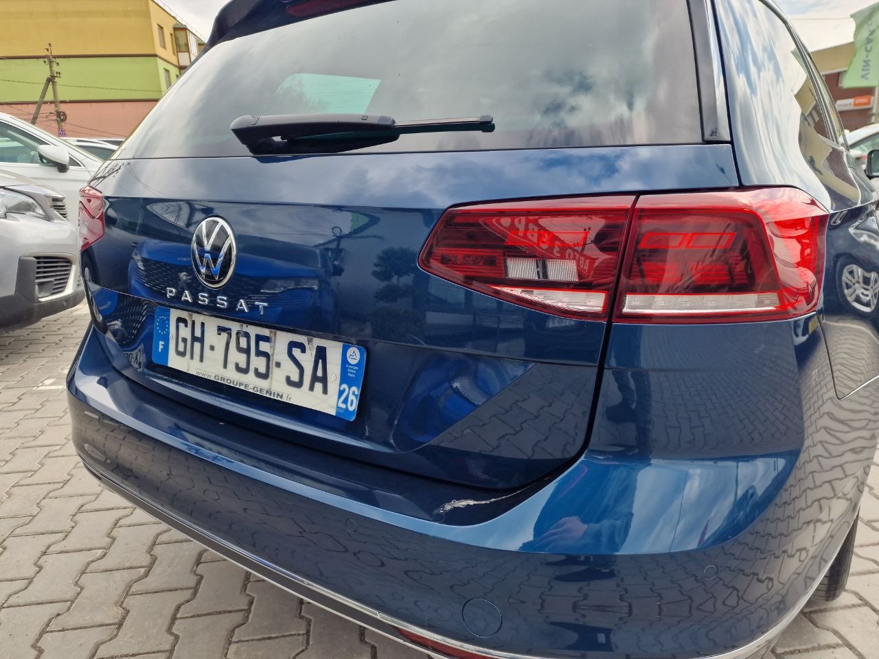 Volkswagen Passat LOUNGE