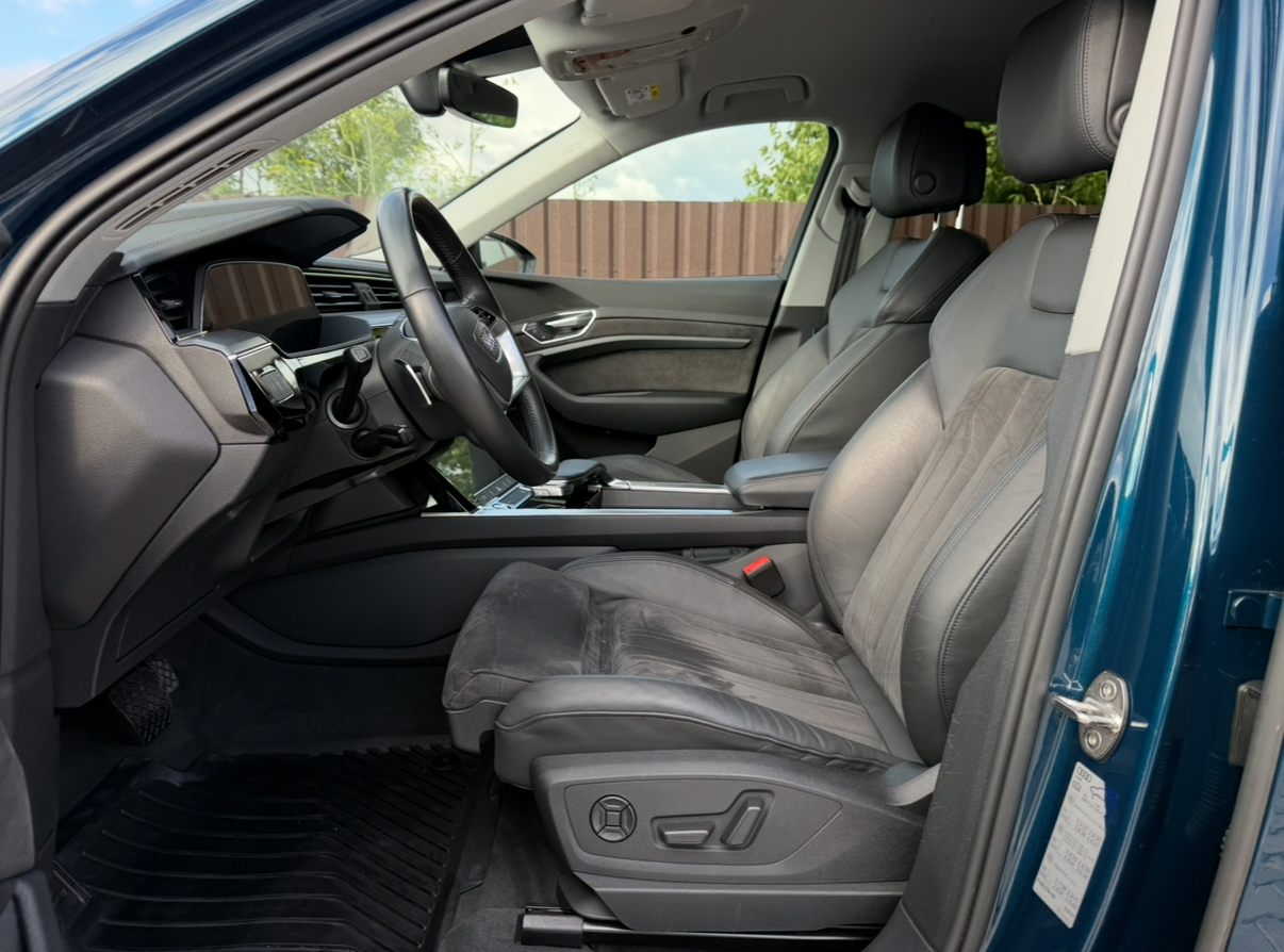 Audi E-Tron