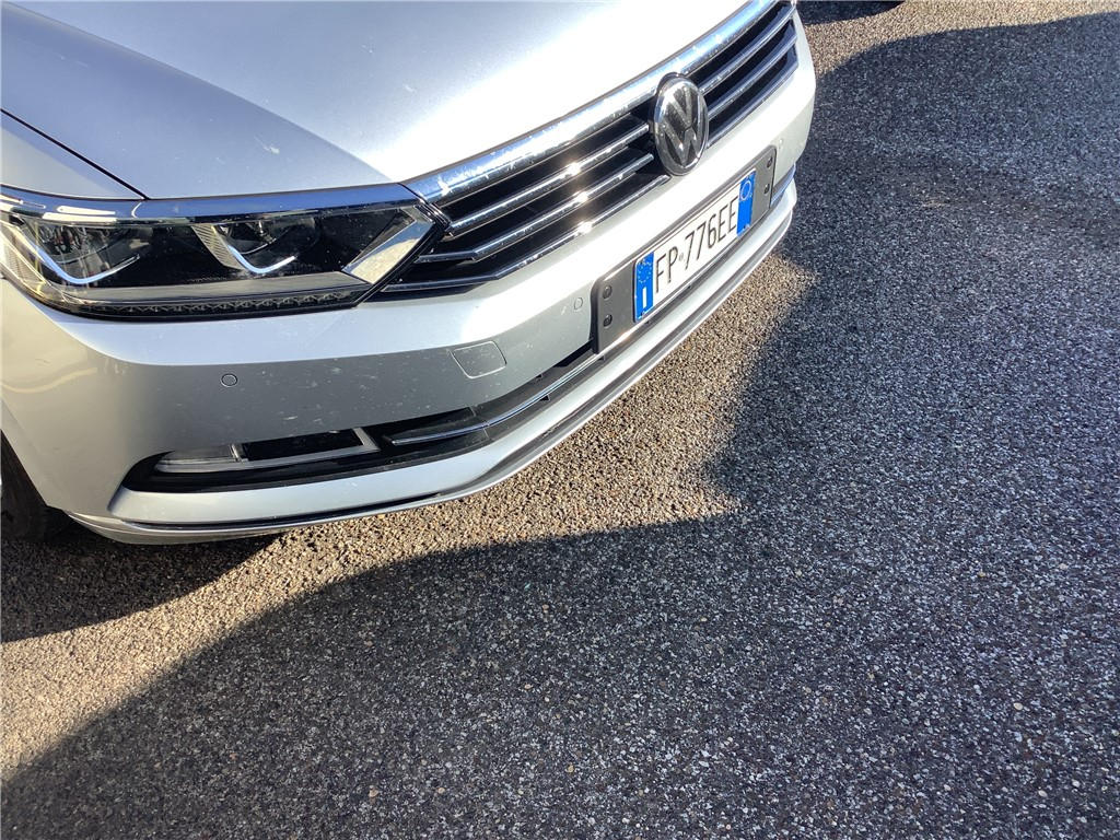 Volkswagen Passat Business+