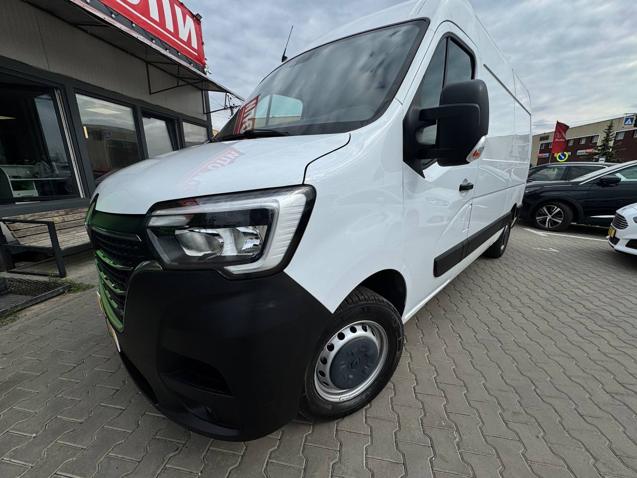 Renault Master FGN TRAC L2H2