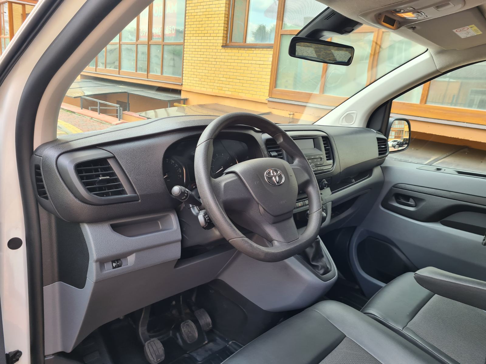 TOYOTA PROACE LONG