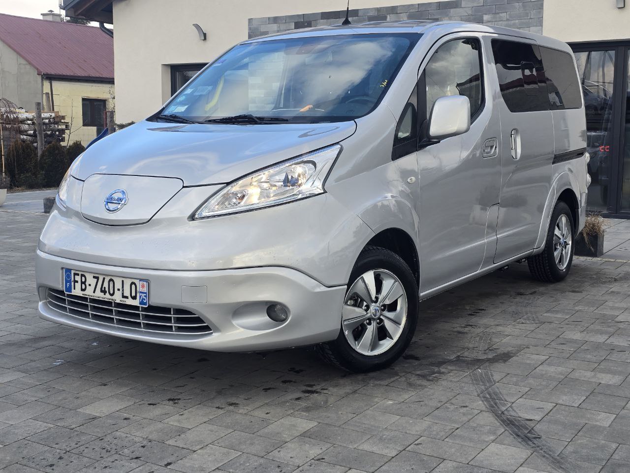 Nissan E-NV200