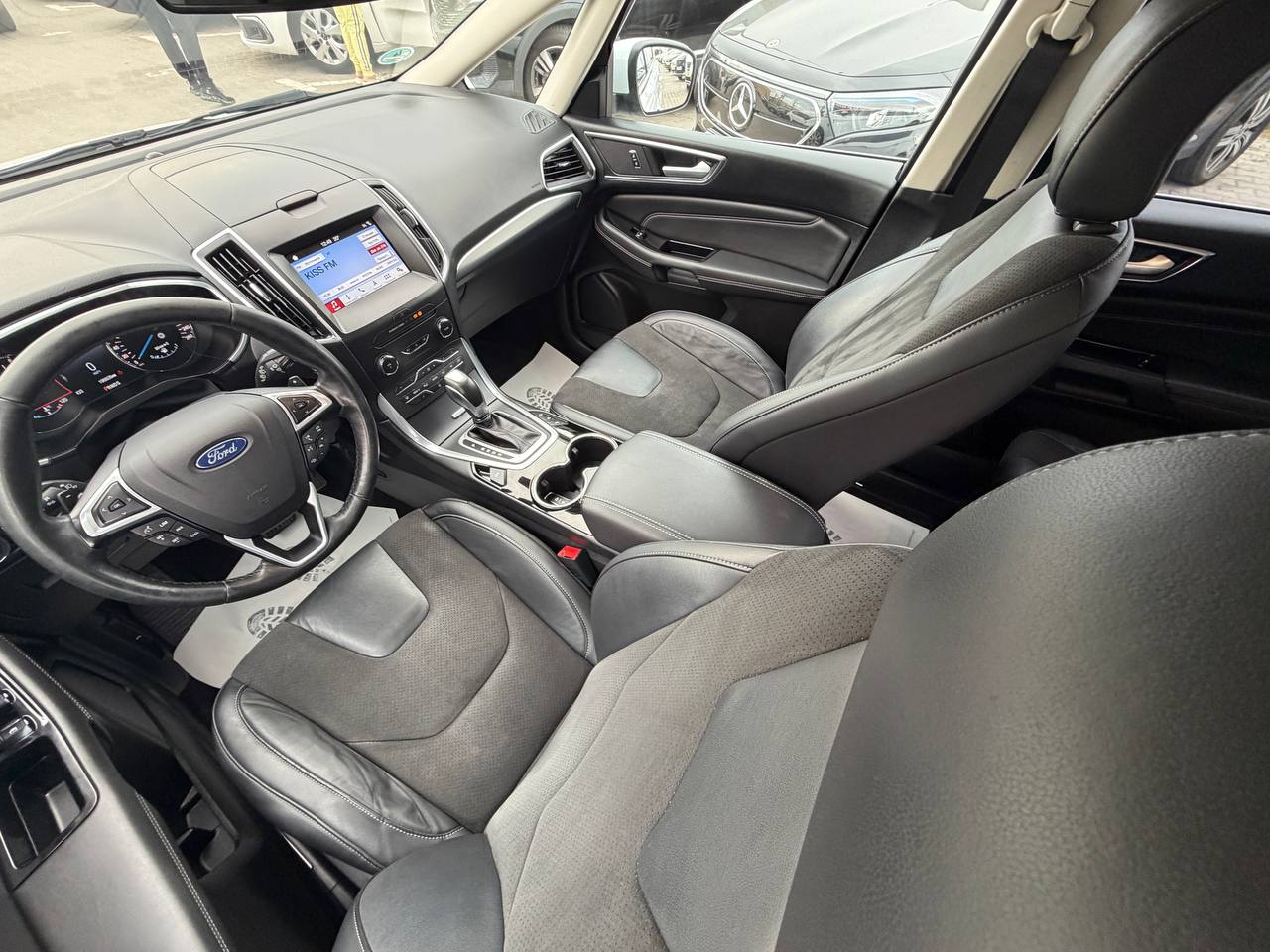 Ford S-Max Titanium