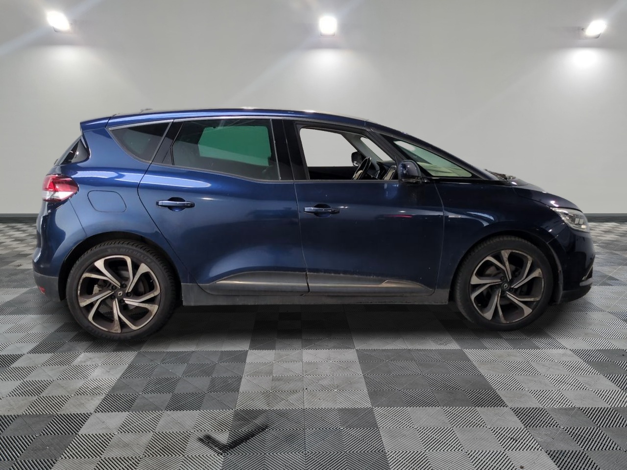 Renault Scenic Bose Edition