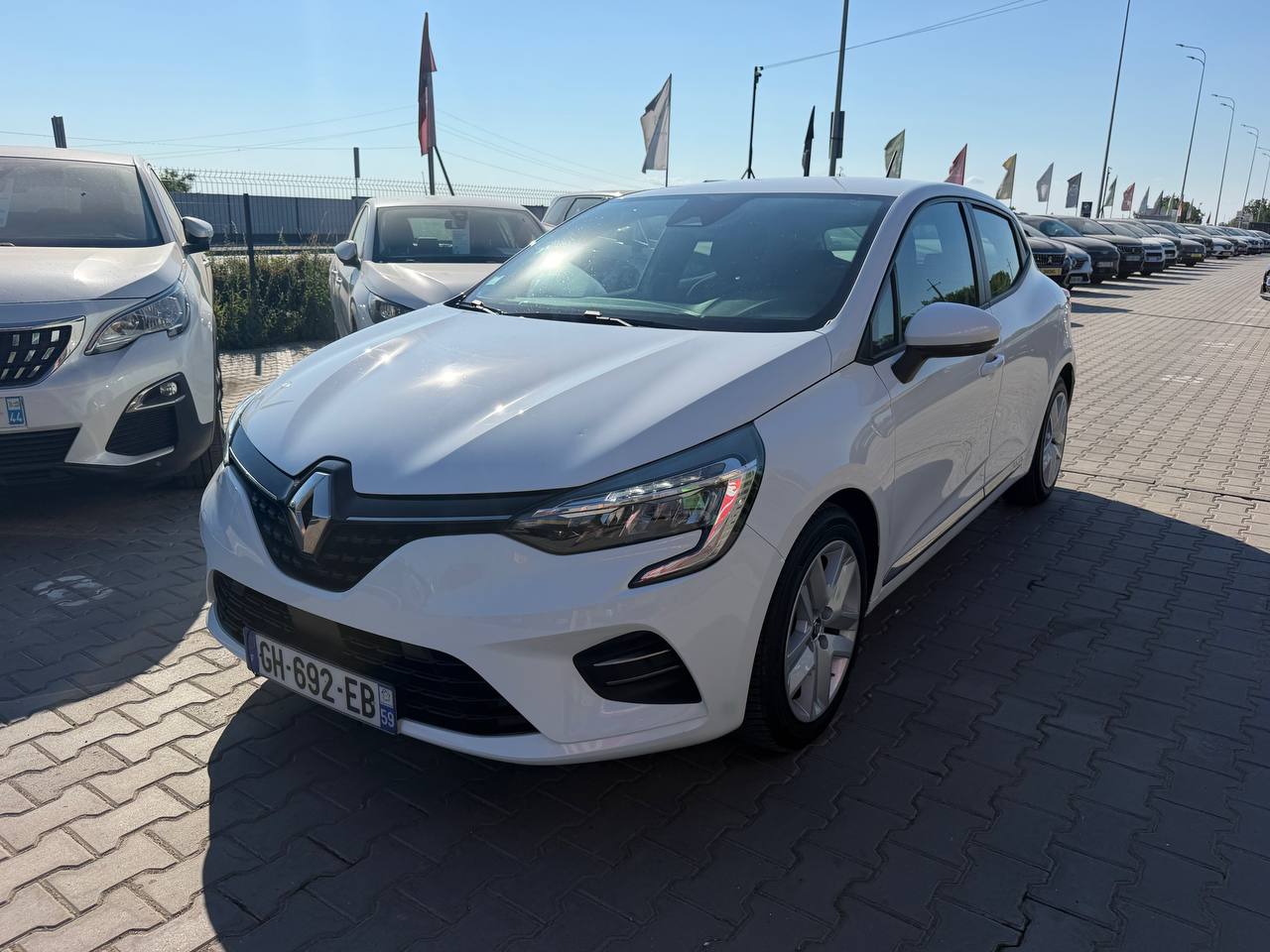 Renault Clio Business Hybrid
