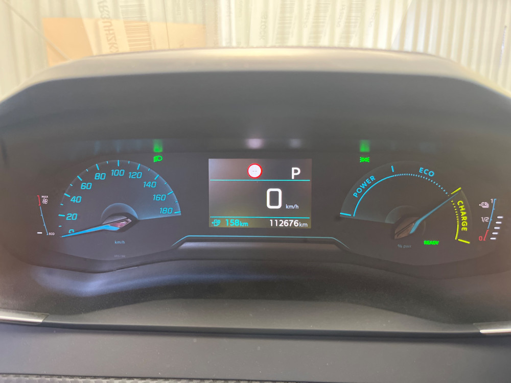 Peugeot E-208 Business