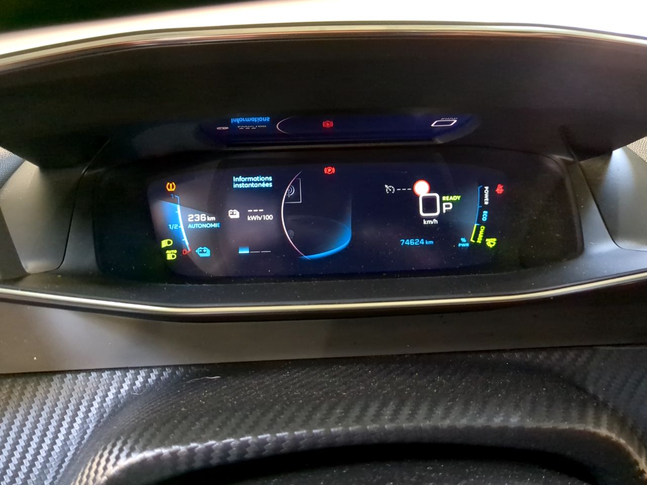 Peugeot E-208 GT