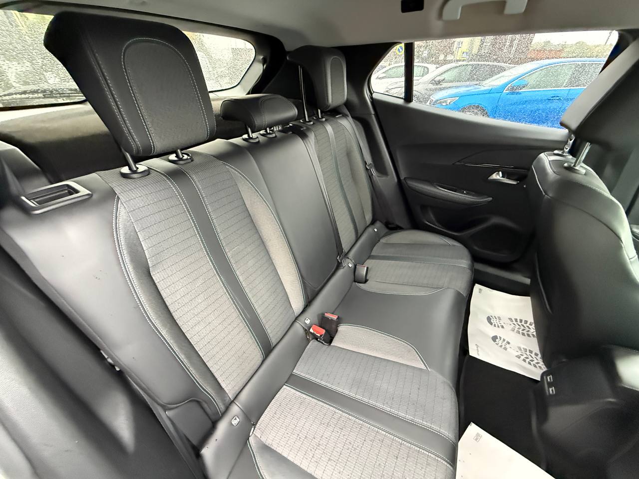 Peugeot 2008 ALLURE