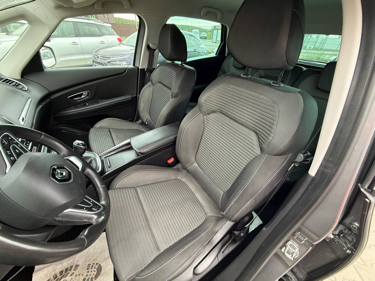 Renault Scenic Business