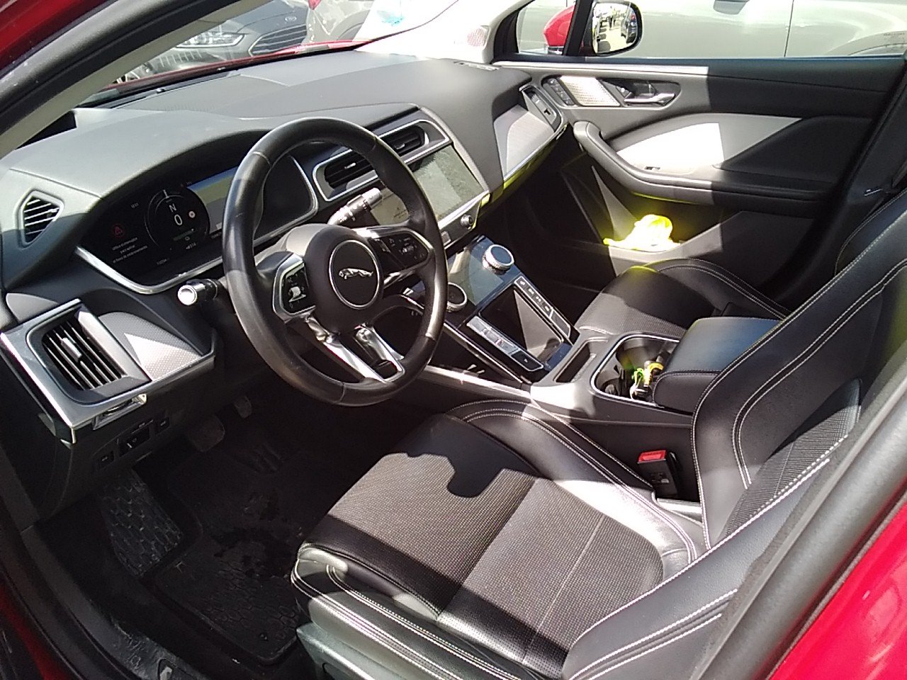 JAGUAR I-PACE