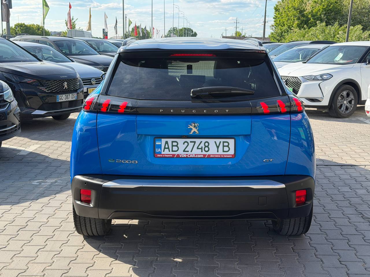 Peugeot E-2008 GT