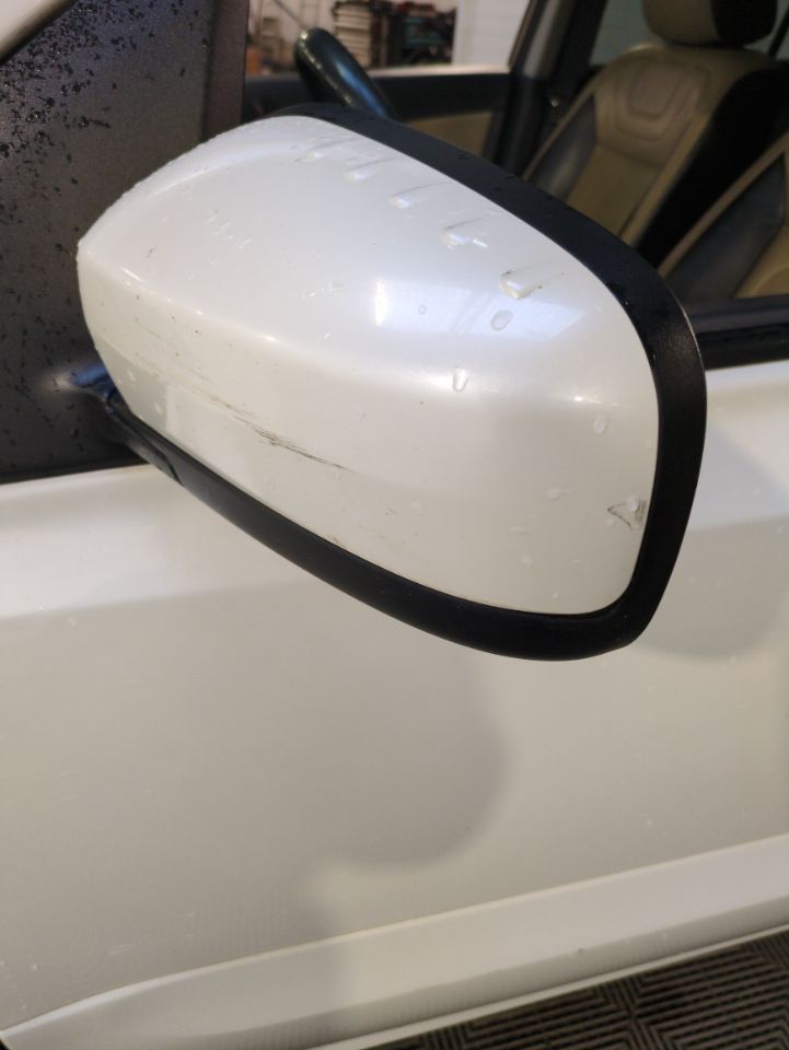 Renault Koleos White Edition