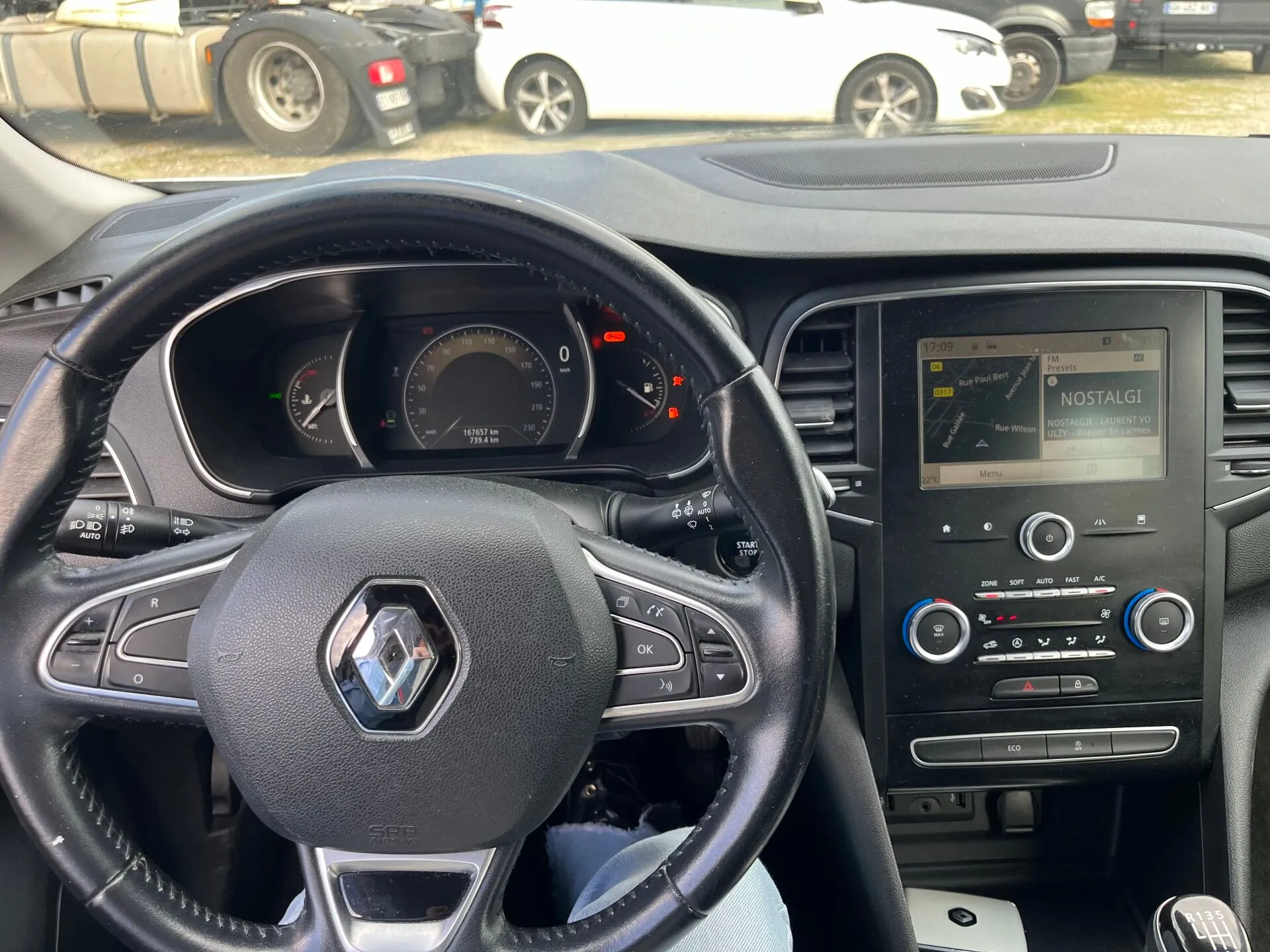 Renault MEGANE IV