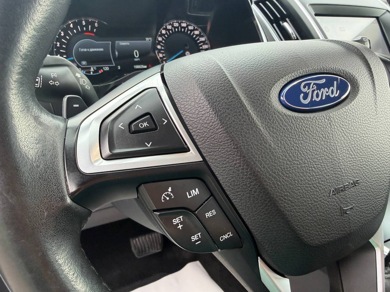 Ford S-Max Titanium