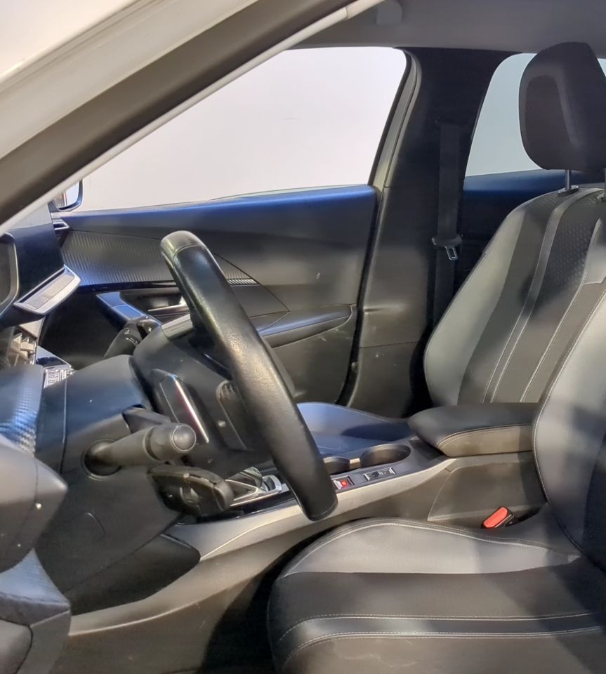 Peugeot 2008 ALLURE