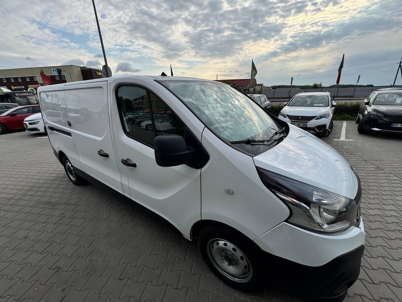 Renault Trafic FGN L2H1