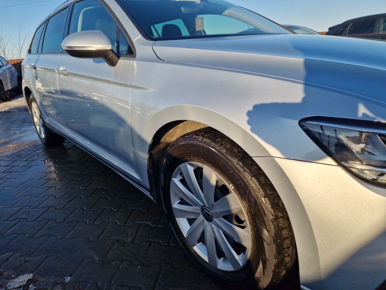 Volkswagen Passat Business+