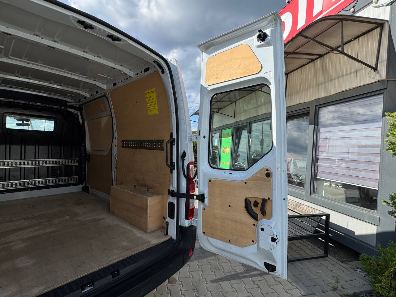 Renault Master FGN TRAC L2H2