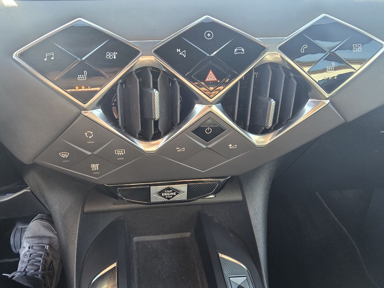 DS 3 Crossback E-Tense