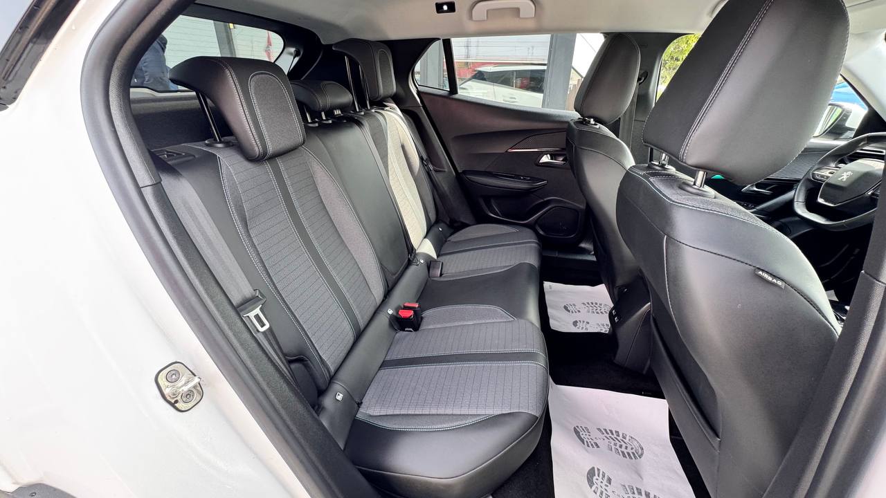 Peugeot 2008 ALLURE