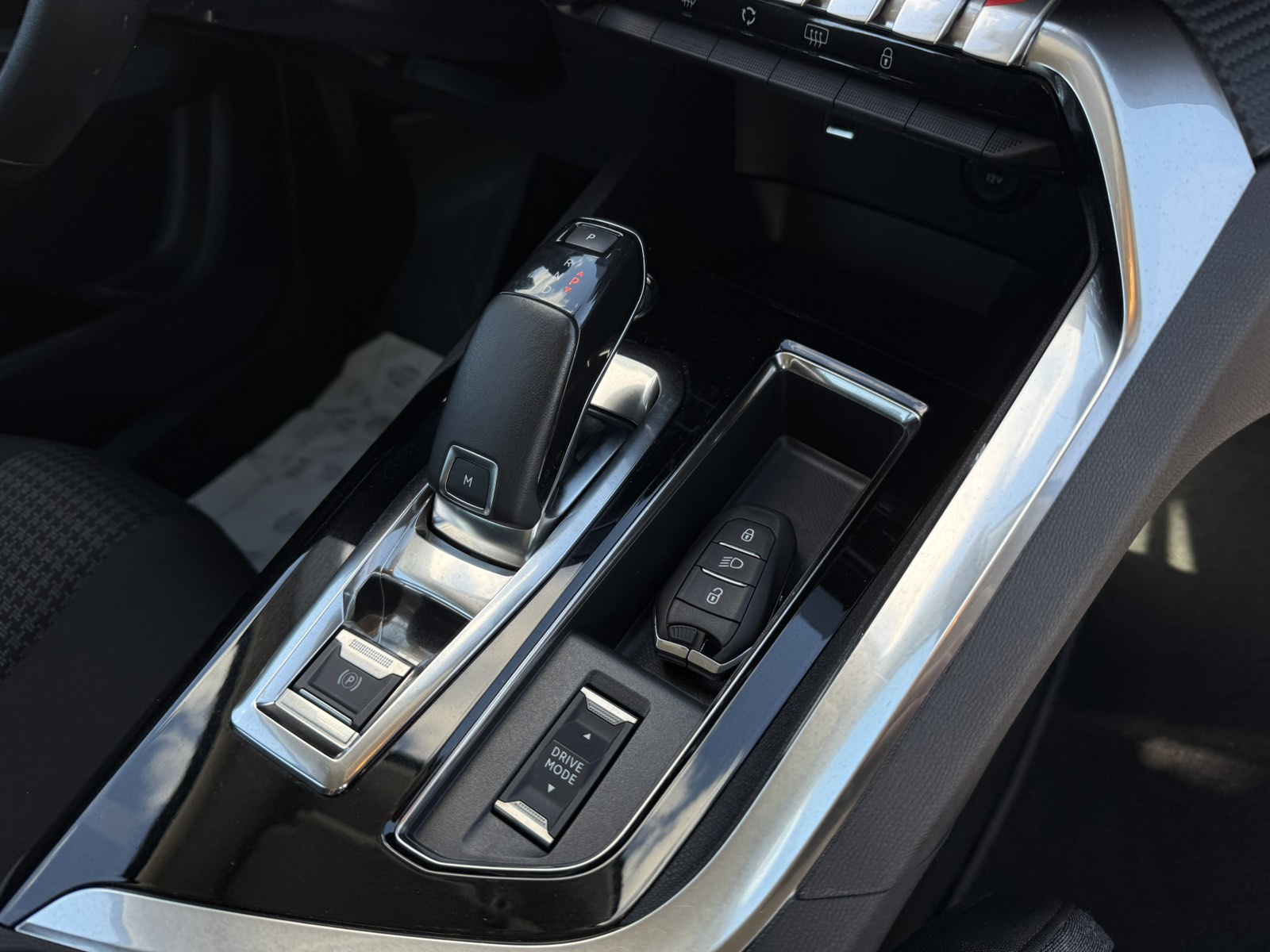 PEUGEOT 5008 Business