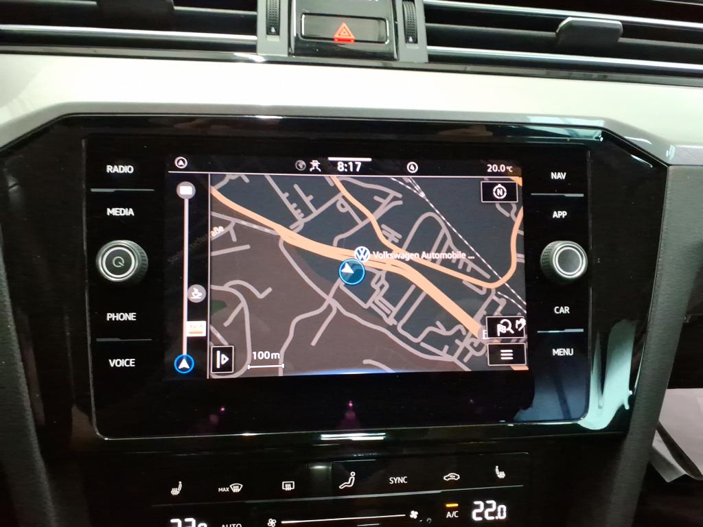 Volkswagen Passat Business+