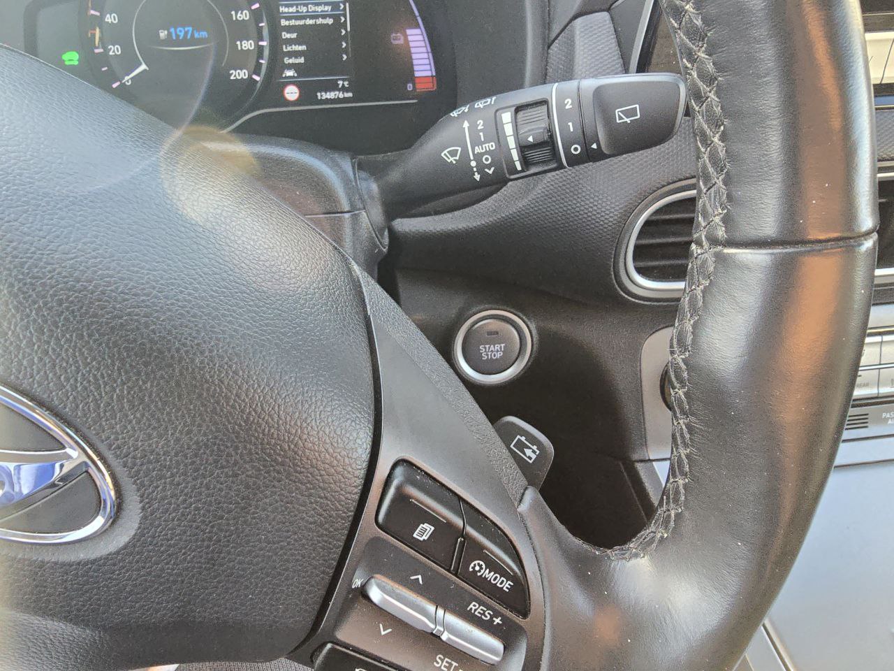 Hyundai Kona Premium