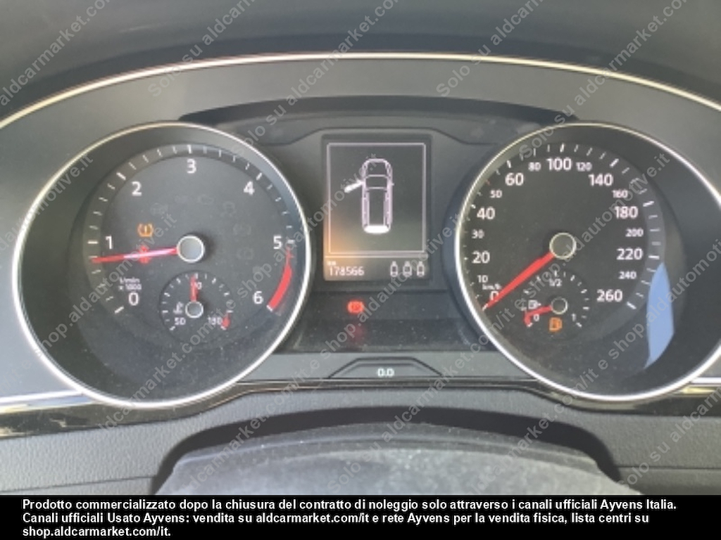 Volkswagen Passat Business+