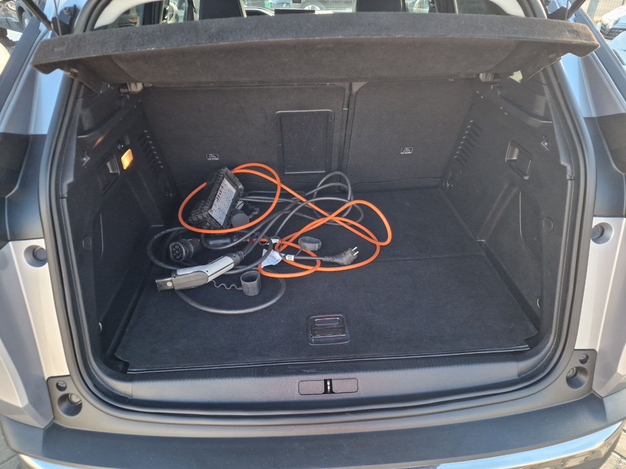 Peugeot 3008 Allure HYBRID